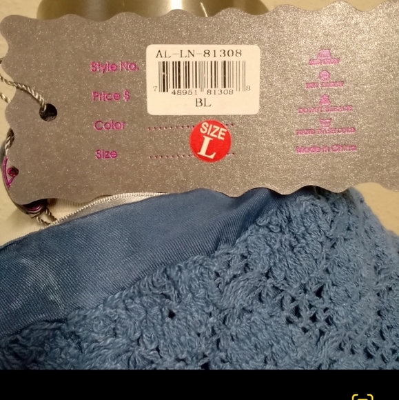 BNWT gorgeous silky blue light jacket - Picture 7 of 7